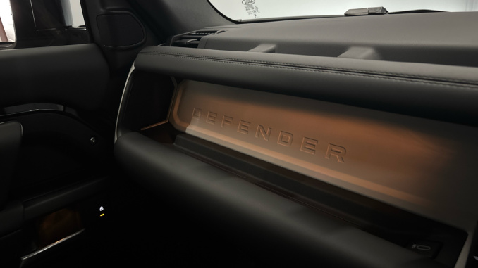 Land Rover Defender 3.0 D350 X-Dynamic HSE 90 3dr Auto Diesel Estate - Image 23